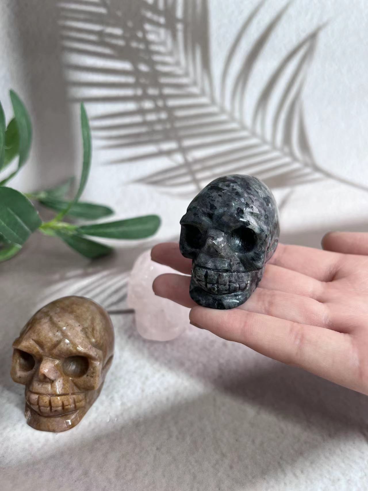 Skull Carvings 6cm